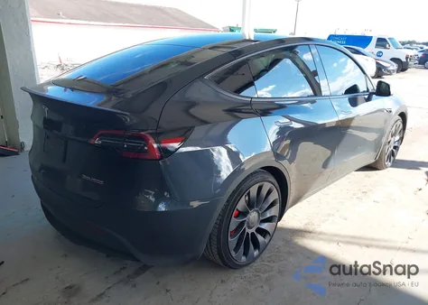 2024 Tesla Model Y Performance Dual Motor All-Wheel Drive из США, поврежденный, VIN 7SAYGDEF7RF041987